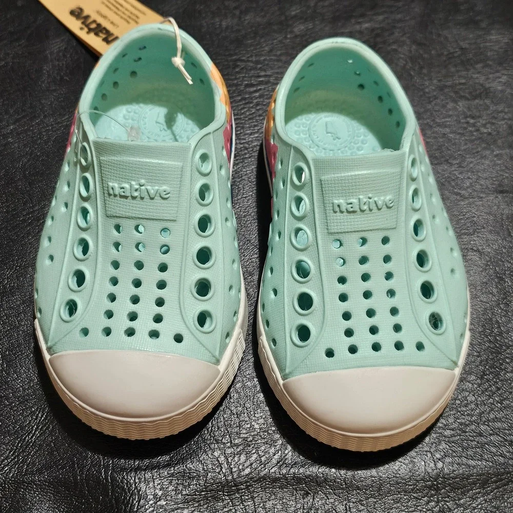 NWT‎ Native Hydrangea Coastal Blue Regatta Mountain Jefferson Block Shoes C4